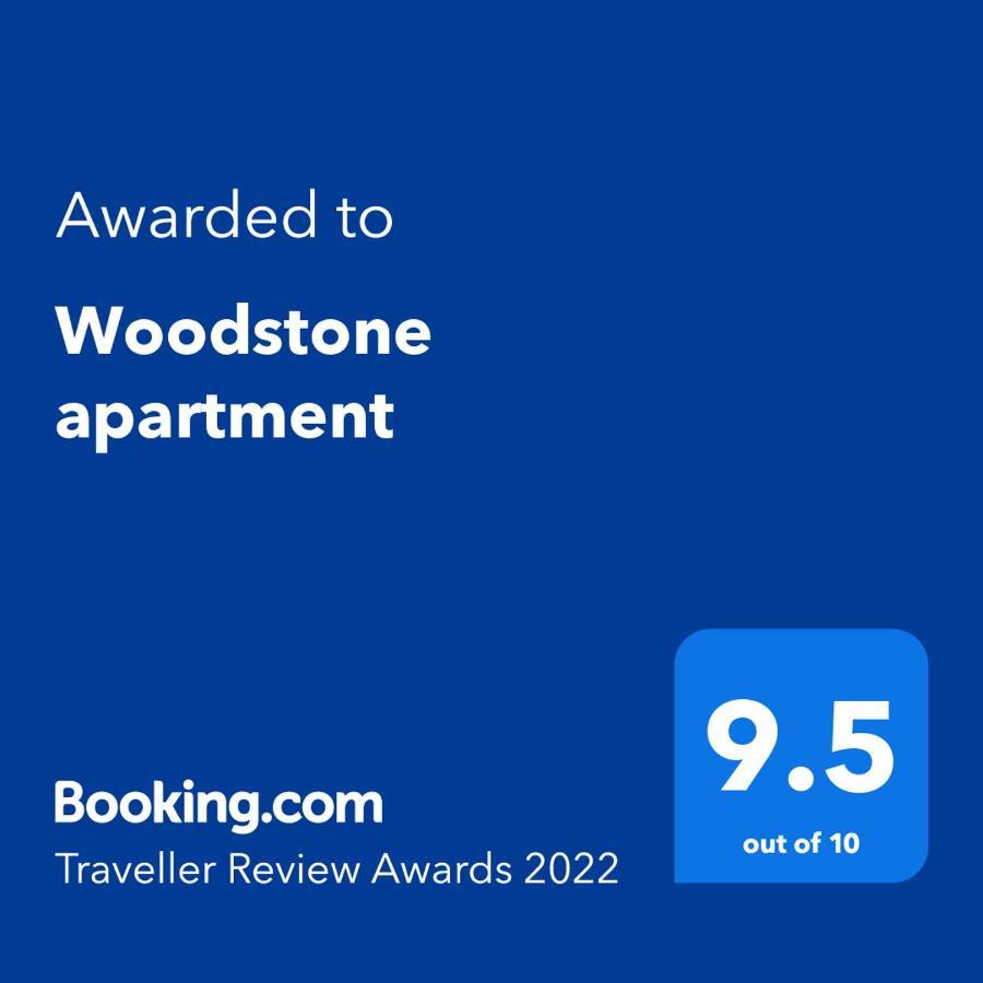 Woodstone Apartment Ploiesti Bagian luar foto