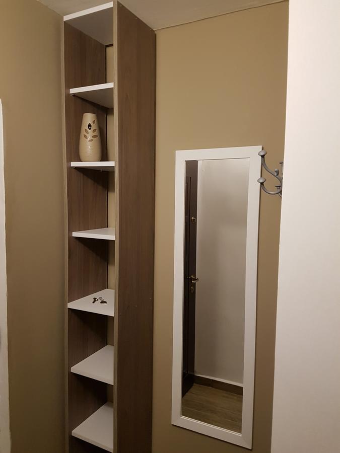 Woodstone Apartment Ploiesti Bagian luar foto